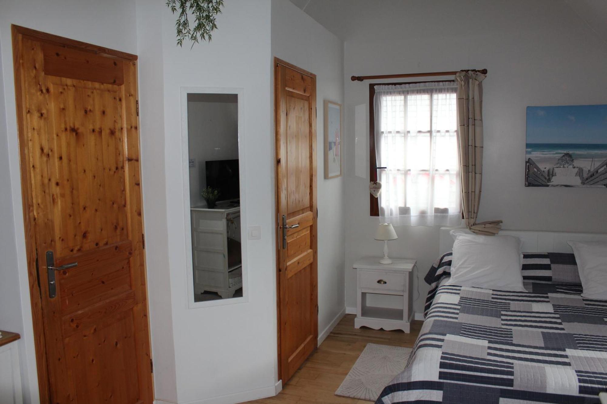 B&B Devalpierre Adult Only Glanville Dış mekan fotoğraf